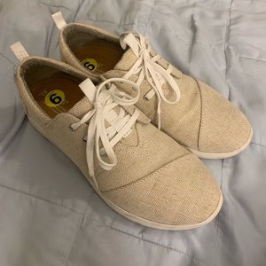 Toms shoes women’s 9